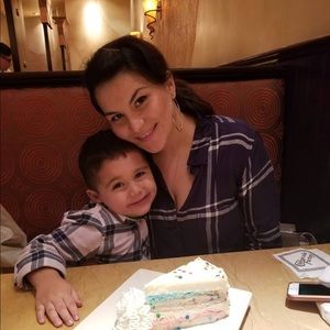 Meet your Posher, Rae